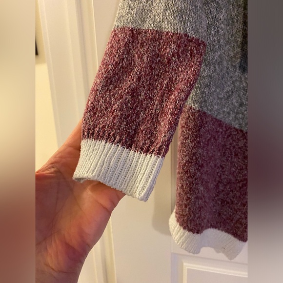 Silver Jeans Co Ladies Medium Grey & Purple Open Front Sweater Cardigan - Picture 4 of 8